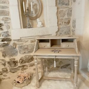 Table -Bureau Haniel